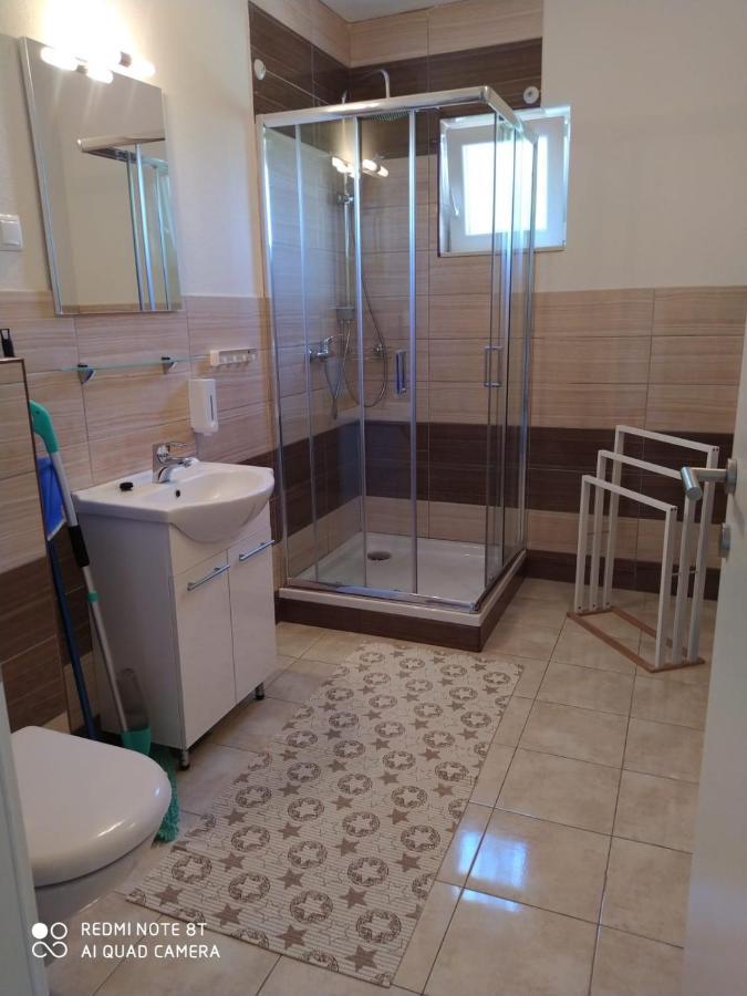 Nemira Beach Apartments Omis Bilik gambar