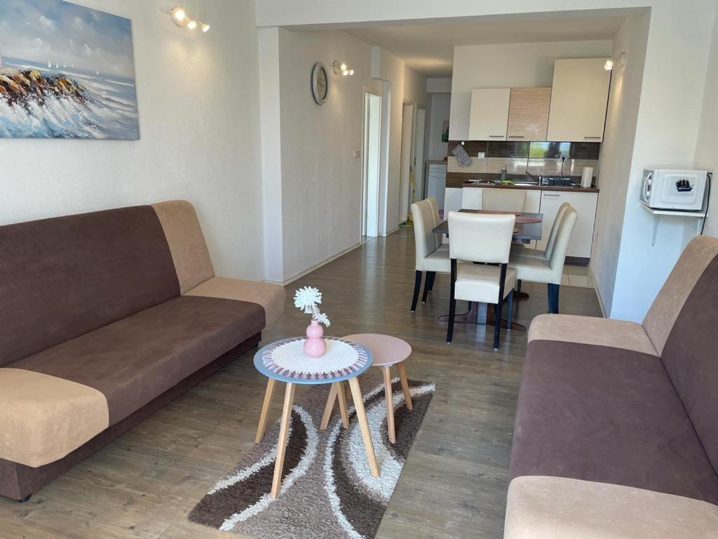 Nemira Beach Apartments Omis Luaran gambar